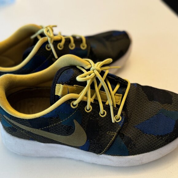 Nike Roche Run - Picture 3 of 3